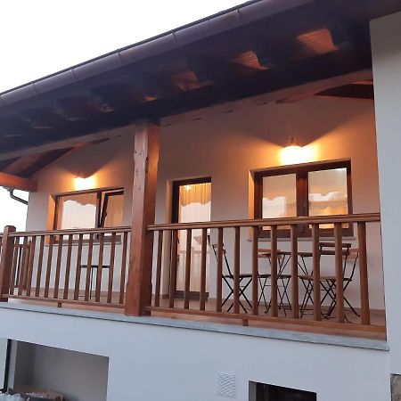 Tiu Enrique 3 Apartamento Onís Exterior foto